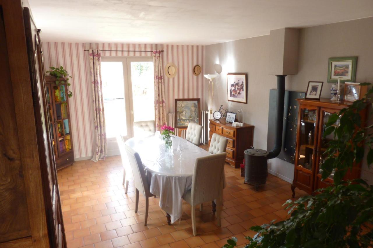 La Maison De Roussi Nonette Luaran gambar